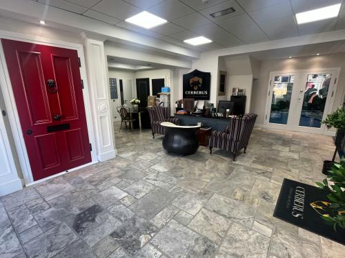 388-390 Lee High Road, Lee, London, SE12