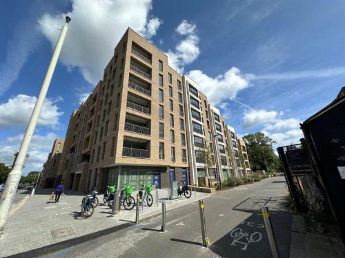 Castanea Court, Beeline Way, New Malden, KT3