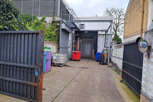 69 Hainault Road, Walthamstow, London, E11