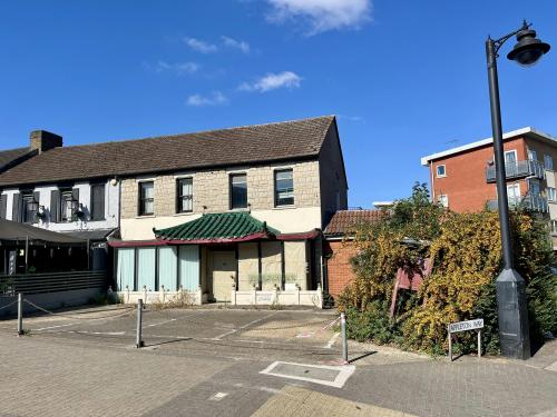 Former Peking Garden Restaurant, 36-38 Station Lane, Hornchurch, RM12