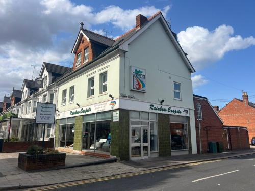 140-142 & 140a Caversham Road, Reading, RG1