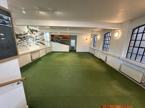 Embankment Studios, Putney Embankment, Putney, London, SW15