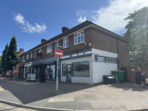 10 Coronation Parade, Hamble, Southampton, SO31