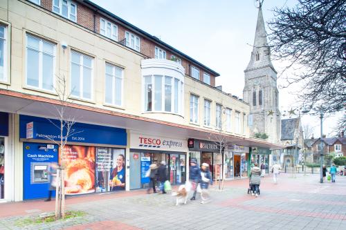 2 Palmerston Road, Southsea, PO5