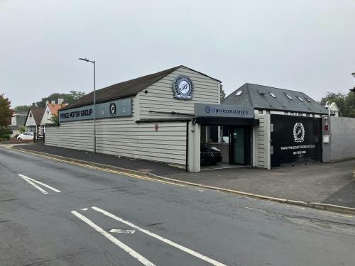 167 High Street, Potters Bar, EN6
