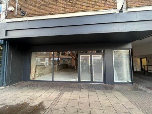 High Street, Cobham, KT11