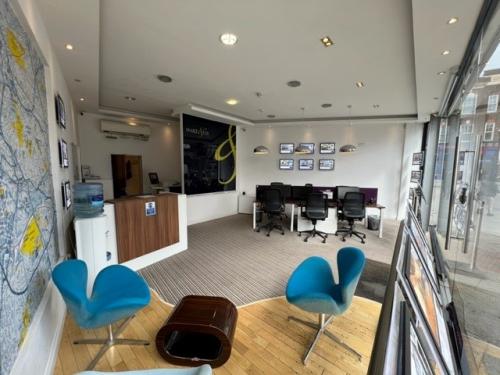 52 High Street, Willesden, London, NW10