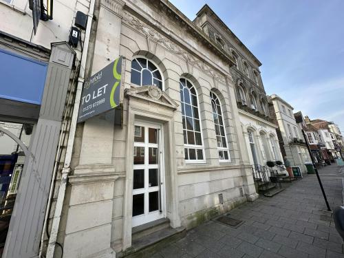 63 High Street, Lewes, BN7