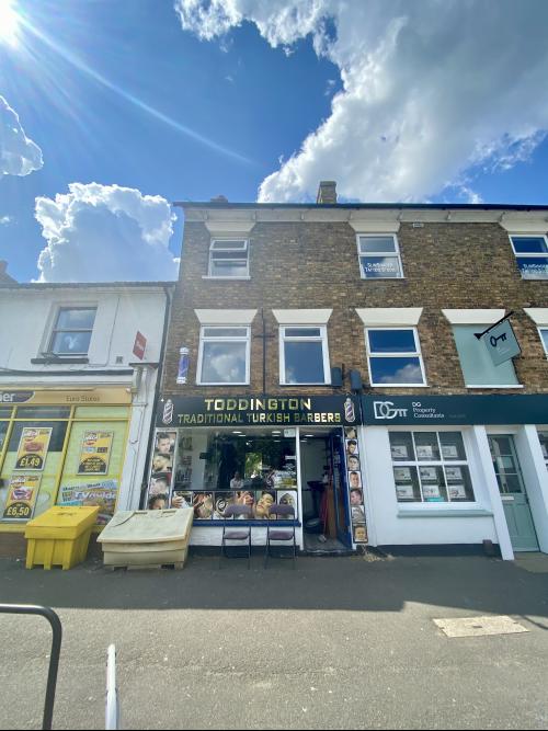 Squires Place, 4 High Street, Toddington, Dunstable, LU5