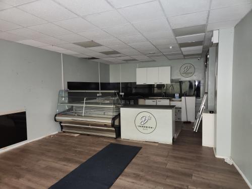 Unit 18, Church Arcade, Bedford, MK40