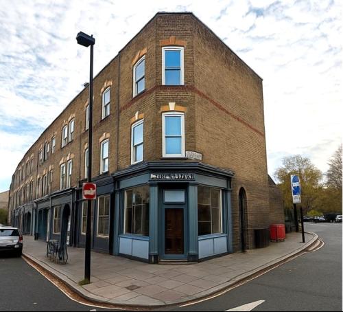 47 Newington Green Road, Newington Green, London, N1