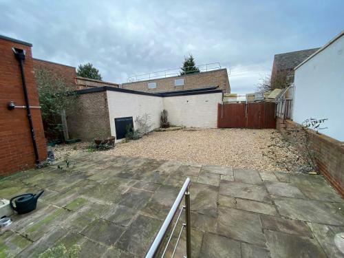 41 Main Street, Garforth, Leeds, LS25
