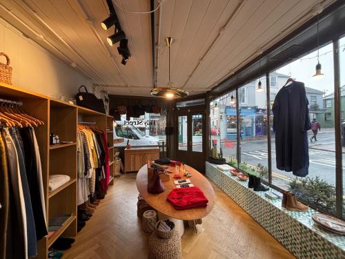 102 Gloucester Road, Brighton, BN1