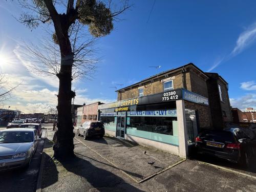 2 Shirley Avenue, Southampton, SO15