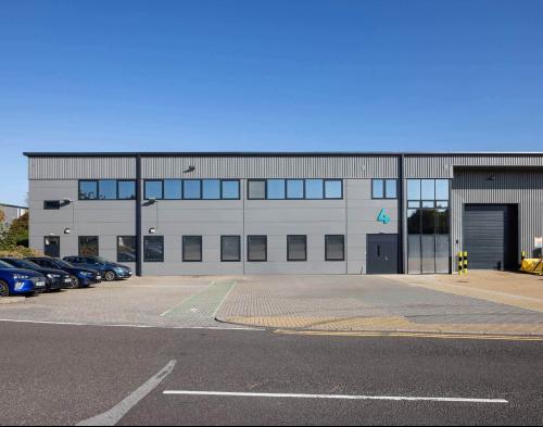 Unit 4, Matrix Park, Talbot Road, Fareham, PO15