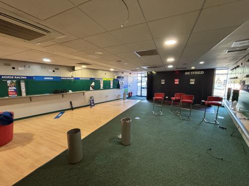 2A Lower New Road, West End, Southampton, SO30