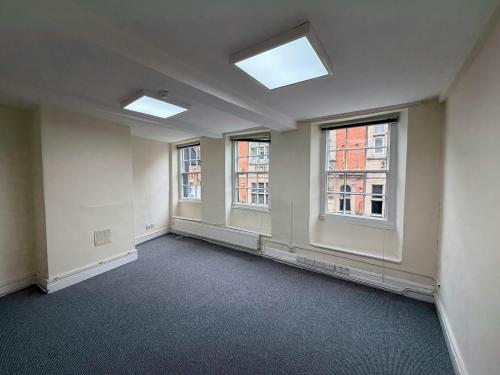 35 Kirk Gate, Newark, NG24