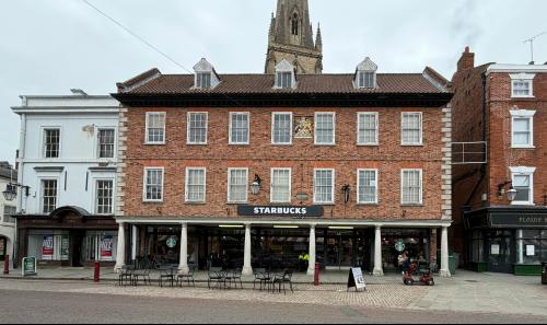 17-18 Market Place, Newark, NG24