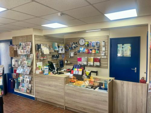 323-325 Abbeydale Road, Sheffield, S7