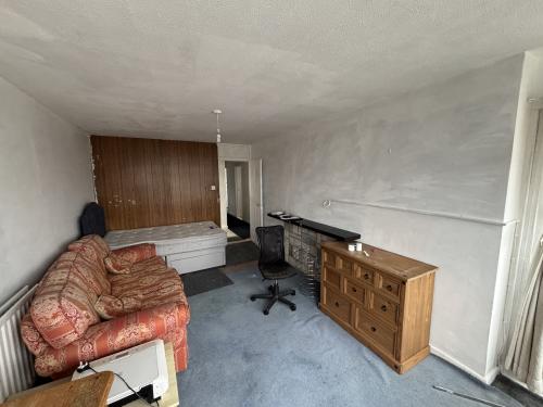 7/7a Latham Road, Fair Oak, Eastleigh, SO50