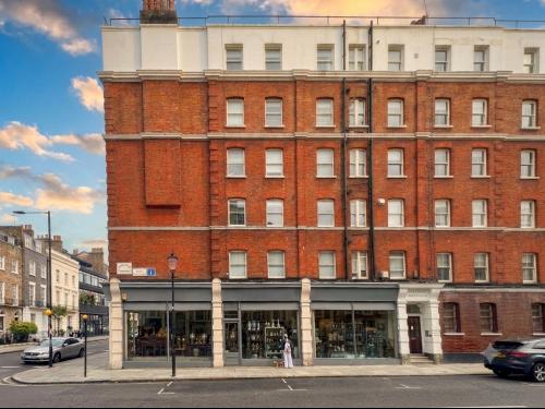 141 Kensington Church Street, Kensington, London, W8
