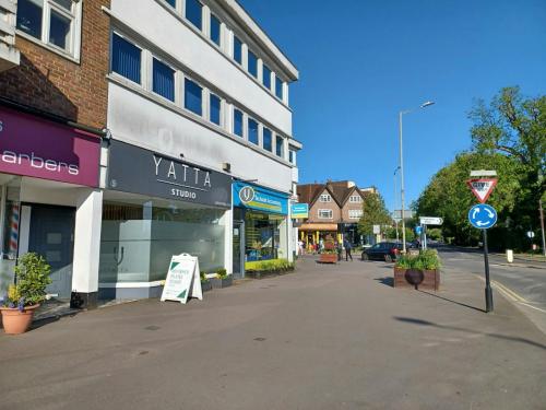 5 Woodside Road, Amersham, HP6