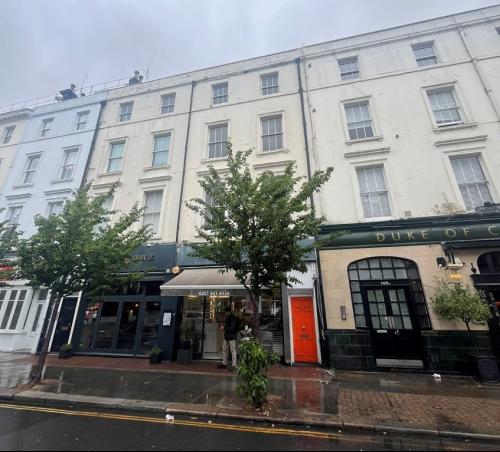 150 Old Brompton Road, South Kensington, London, SW5