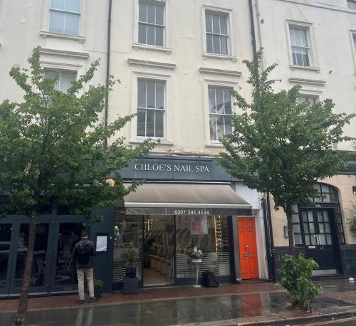 150 Old Brompton Road, South Kensington, London, SW5