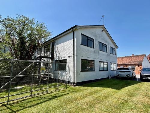 Rear Of 19 Reading Road, Pangbourne, RG8