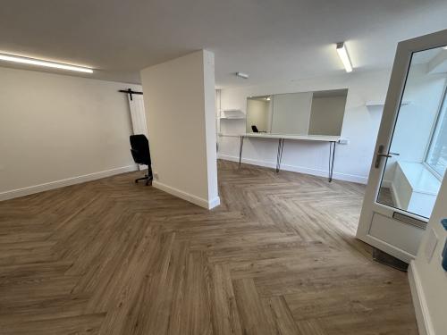 Unit 2 St Andrews Buildings, High Street, Hamble, Southampton, SO31