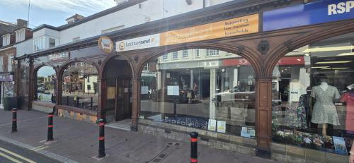 9 High Street, Hailsham, BN27