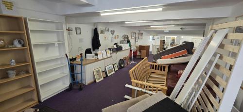 9 High Street, Hailsham, BN27