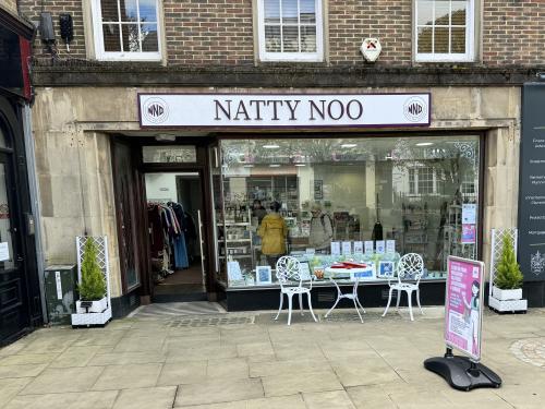 43-44 Carfax, Horsham, RH12
