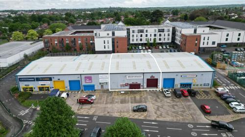 Unit 3, Shires Gate Trade Park, Tachbrook Park Drive, Leamington Spa, CV34