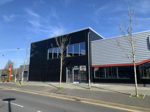 Unit B2, Stadium Way West, Bletchley, Milton Keynes, MK1