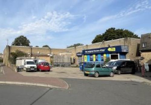 15, Alvescot Road, Carterton, OX18