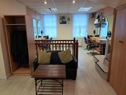 105A High Street, Bedford, MK40