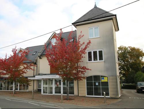 Unit B Centenary Place, 206 Station Road, West Moors, BH22