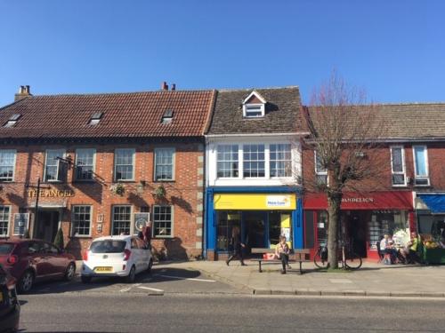 18-19 Apsley House, High Street, Royal Wootton Bassett, Swindon, SN4