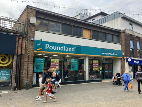 30 West Street, Horsham, RH12