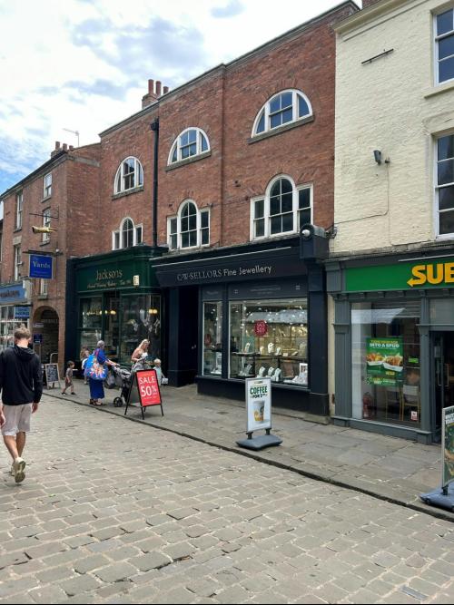 5 Low Pavement, Chesterfield, S40