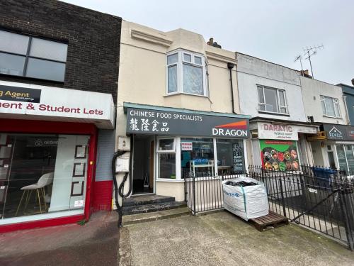 125 Lewes Road, Brighton, BN2