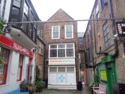 14 High Row, Darlington, DL3
