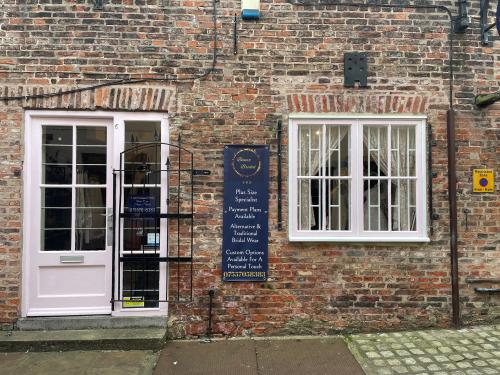 6 Clarks Yard, Darlington, DL3