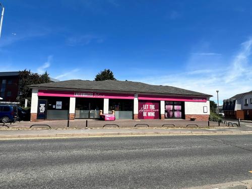 Retail Unit, John Nike Way, Binfield, Bracknell, RG12