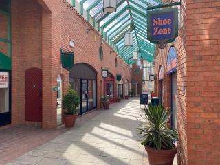 Bell Centre, 4 Nottingham Street, Melton Mowbray, LE13