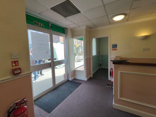 9 Market Place, Willenhall, WV13