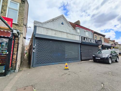 541 Lincoln Road, Peterborough, PE1
