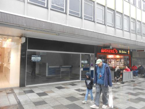 52 Queensway, Stevenage, SG1