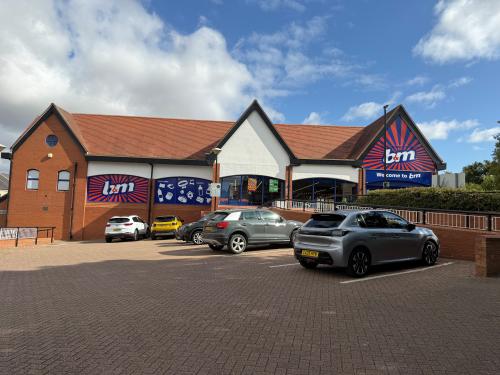 28-36 Hall Croft, Shepshed, Loughborough, LE12